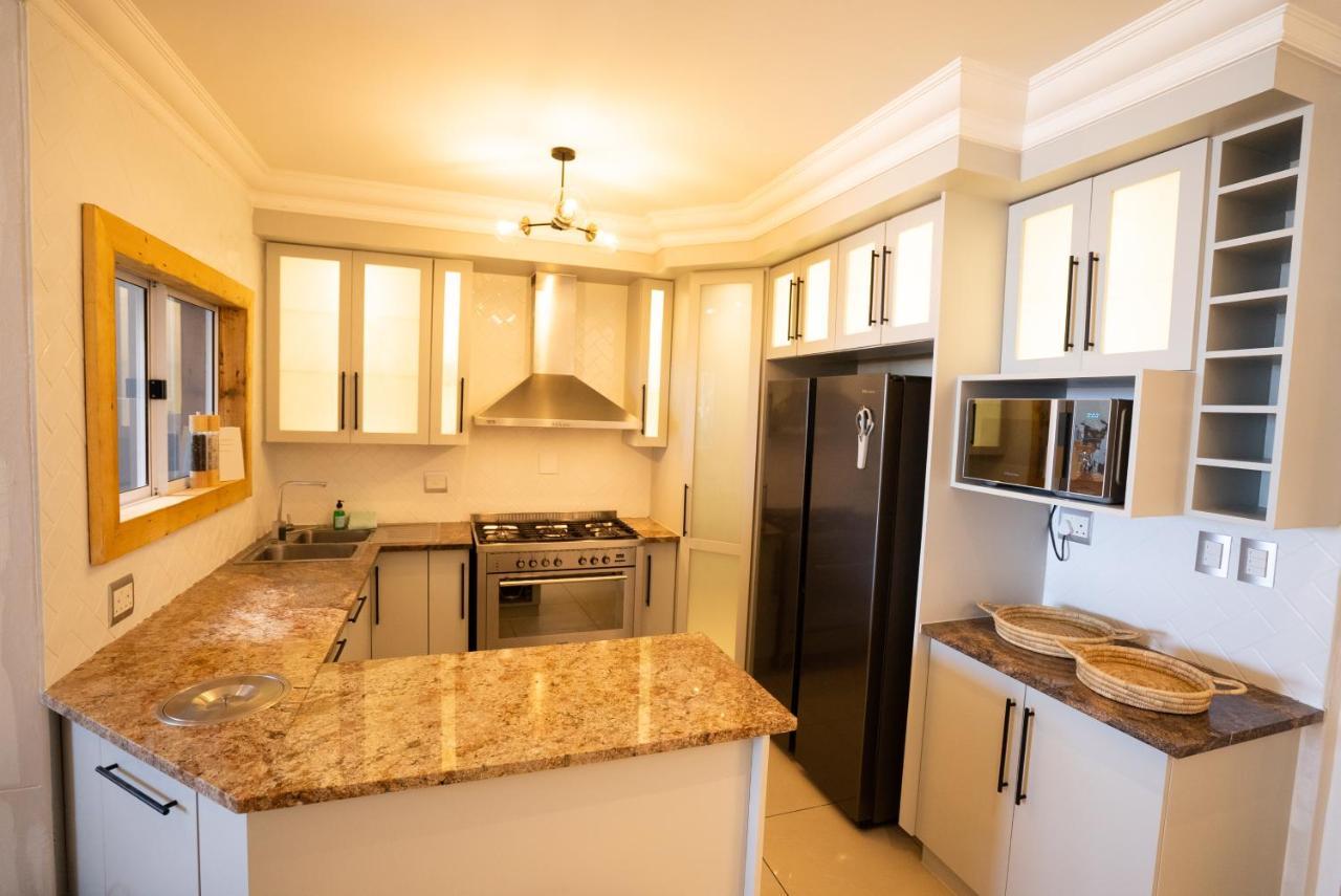 Deja Blue Beachfront Villa, Newly Renovated Langstrand 외부 사진
