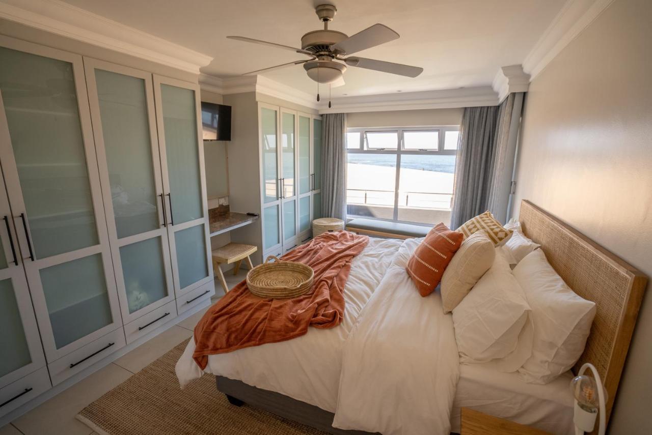 Deja Blue Beachfront Villa, Newly Renovated Langstrand 외부 사진