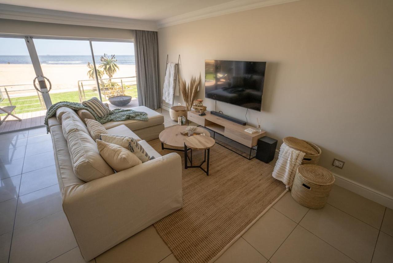 Deja Blue Beachfront Villa, Newly Renovated Langstrand 외부 사진