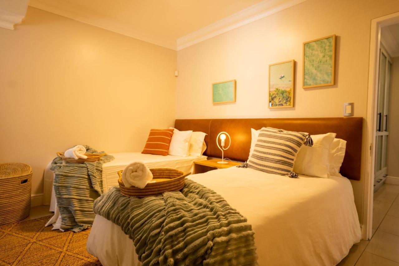 Deja Blue Beachfront Villa, Newly Renovated Langstrand 외부 사진